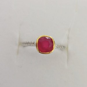 Кольцо с рубином