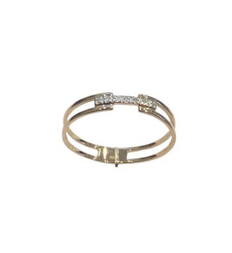 Кольцо с бриллиантом