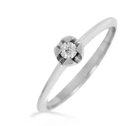 Кольцо с бриллиантом