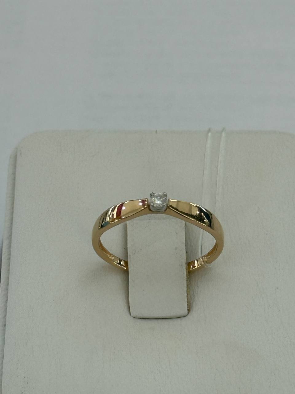 Кольцо с бриллиантом 01-00021-05-001-01-01