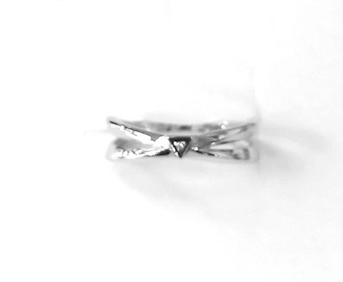 Кольцо с бриллиантом