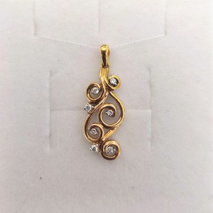 Подвеска с бриллиантами