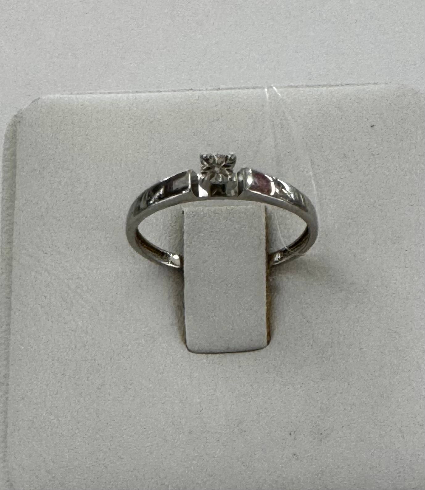 Кольцо с бриллиантом 01-10-5776-21-00-1