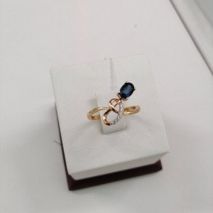 Кольцо с бриллиантами