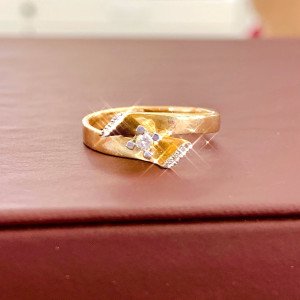 Кольцо с бриллиантами