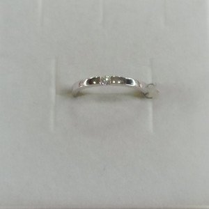 Кольцо с бриллиантом