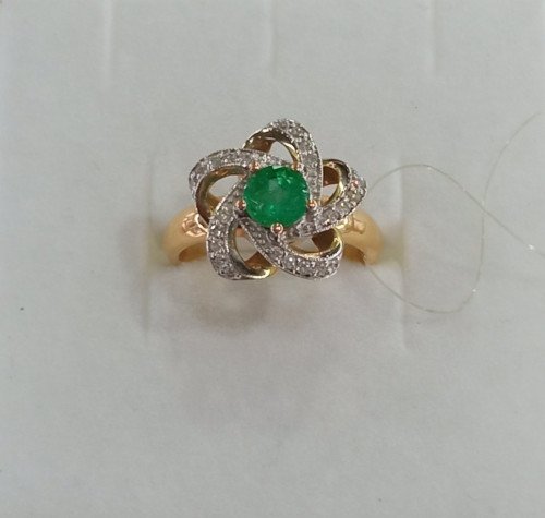 Кольцо с бриллиантами