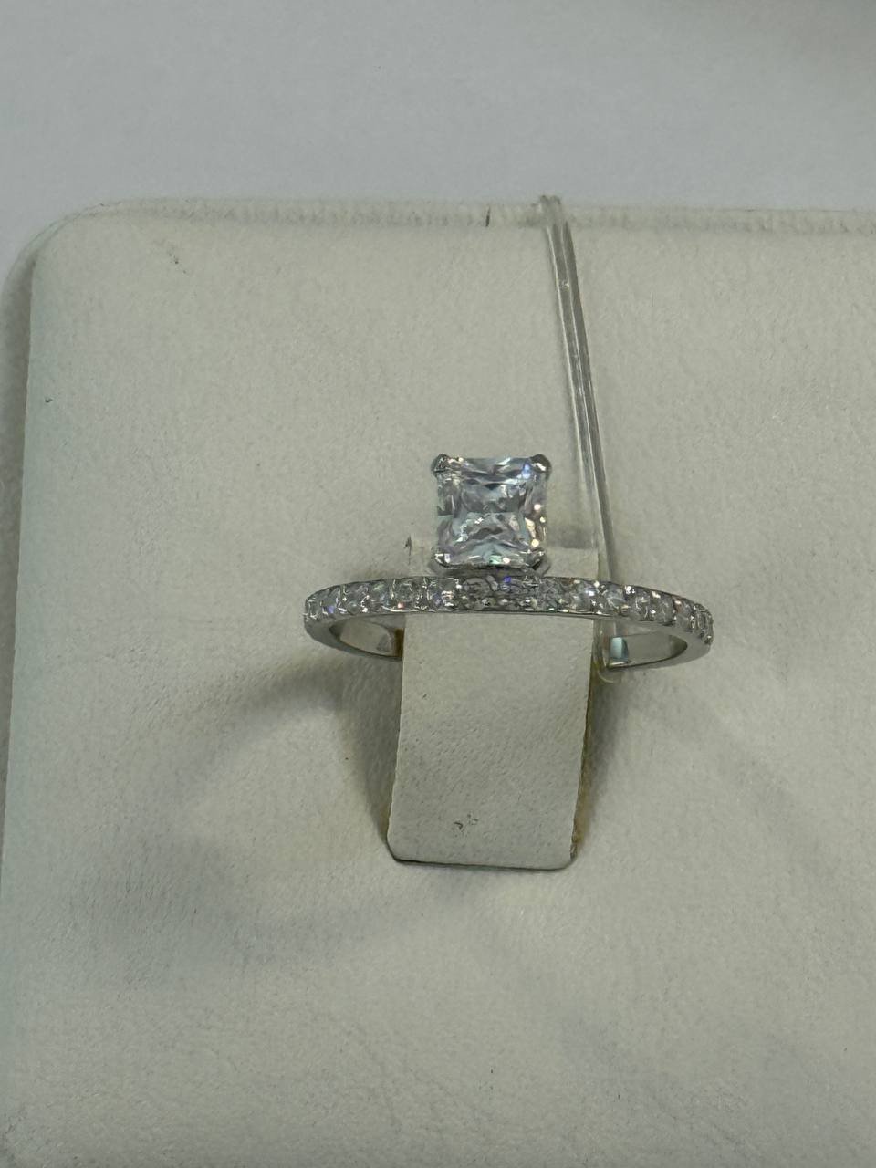 Кольцо R-3500-00-401-21