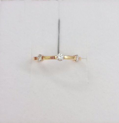 Кольцо обручальное с бриллиантами