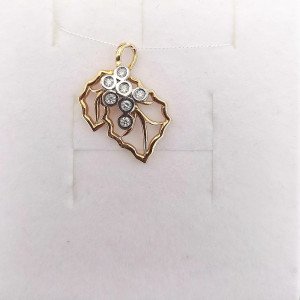 Подвеска с бриллиантами
