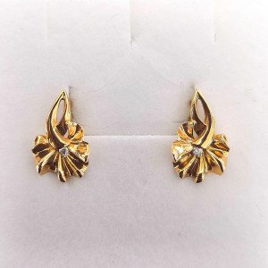 Серьги с бриллиантом