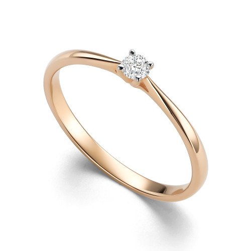 Кольцо с бриллиантом